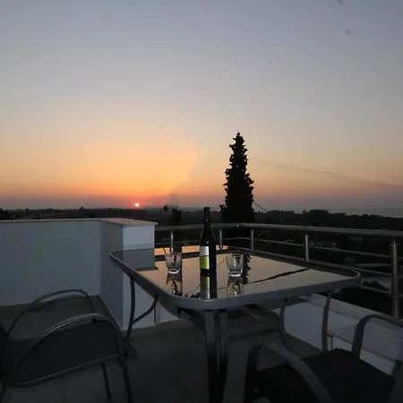 Stellina's House Apartment